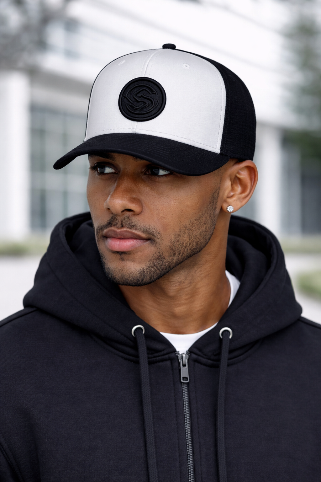 THE EMBOSSED CREST TWO-TONE HAT - Insidelife Clothing
