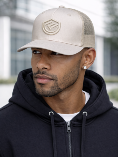 THE CONTRAST CREST CAP